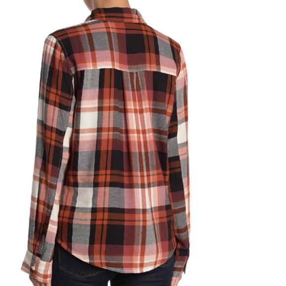 ABOUND Plaid Button Down Shirt - Picture 2 of 6